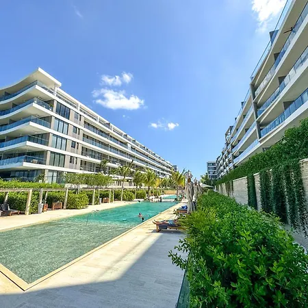 Apartment Royal Paradise Momentos Unicos En El Mar, Playa Descanso !!
